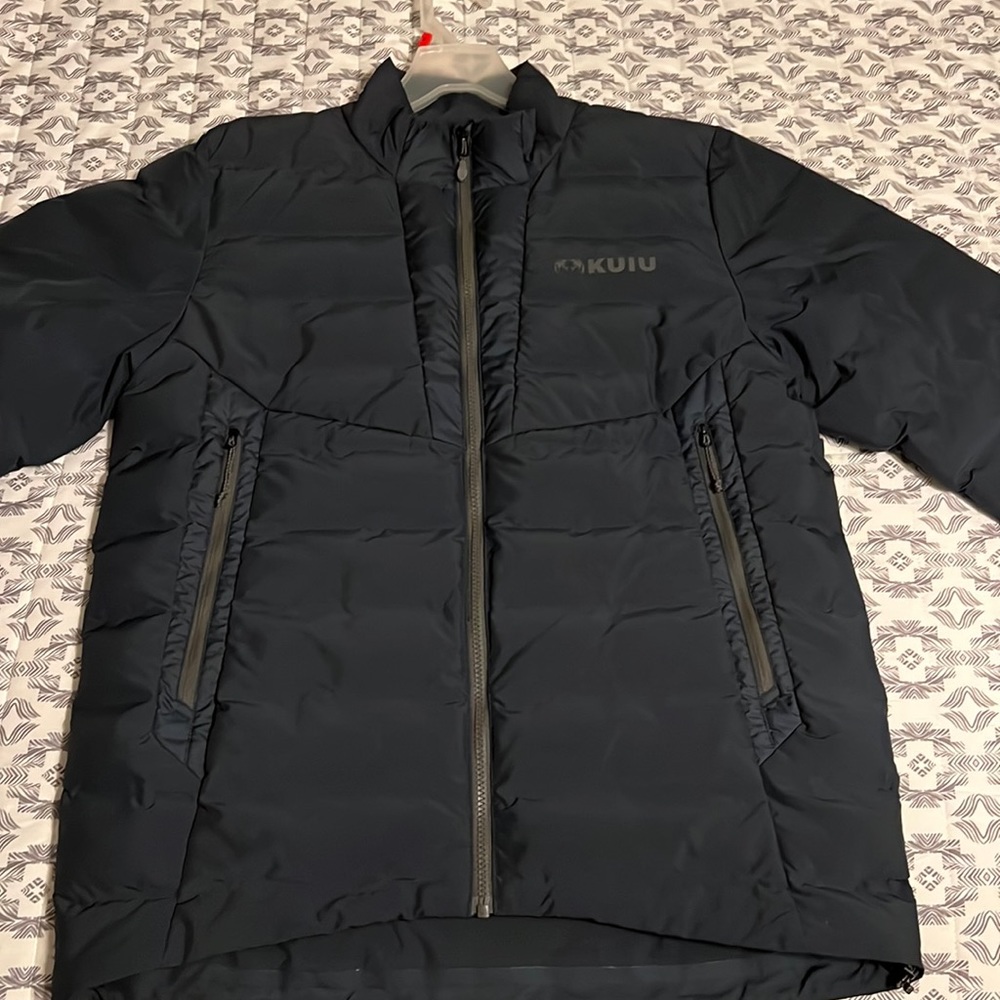 Kuiu Elements Jacket -Size Medium -Steel Blue color